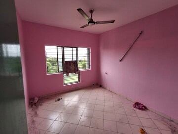 Room in 3 BHK Apartment at Behala Chowrasta – for Rent
