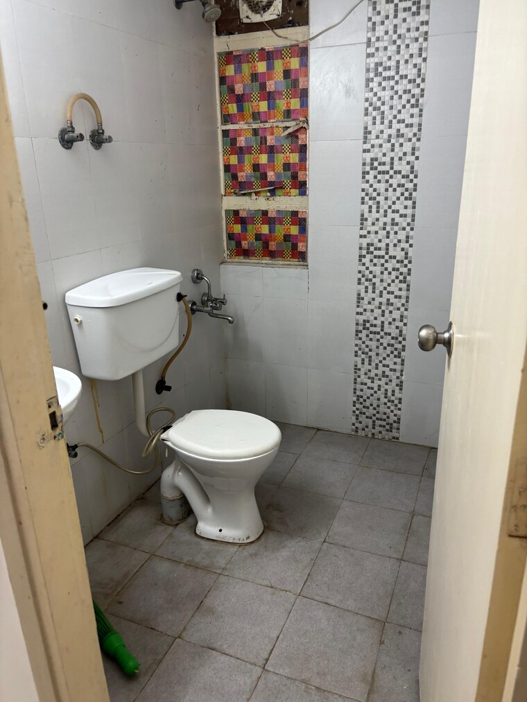 Bathroom, signature-global-signum-107 2 Bedroom 545 Sq.Ft. Apartment In Sector 107 Gurgaon 9064952