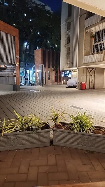 2.5 BHK Apartment – Exterior View View at Kandivali East - for Rent