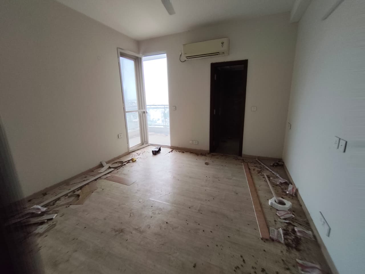 4 BHK + Extra Room Apartment For Rent in Indiabulls Enigma