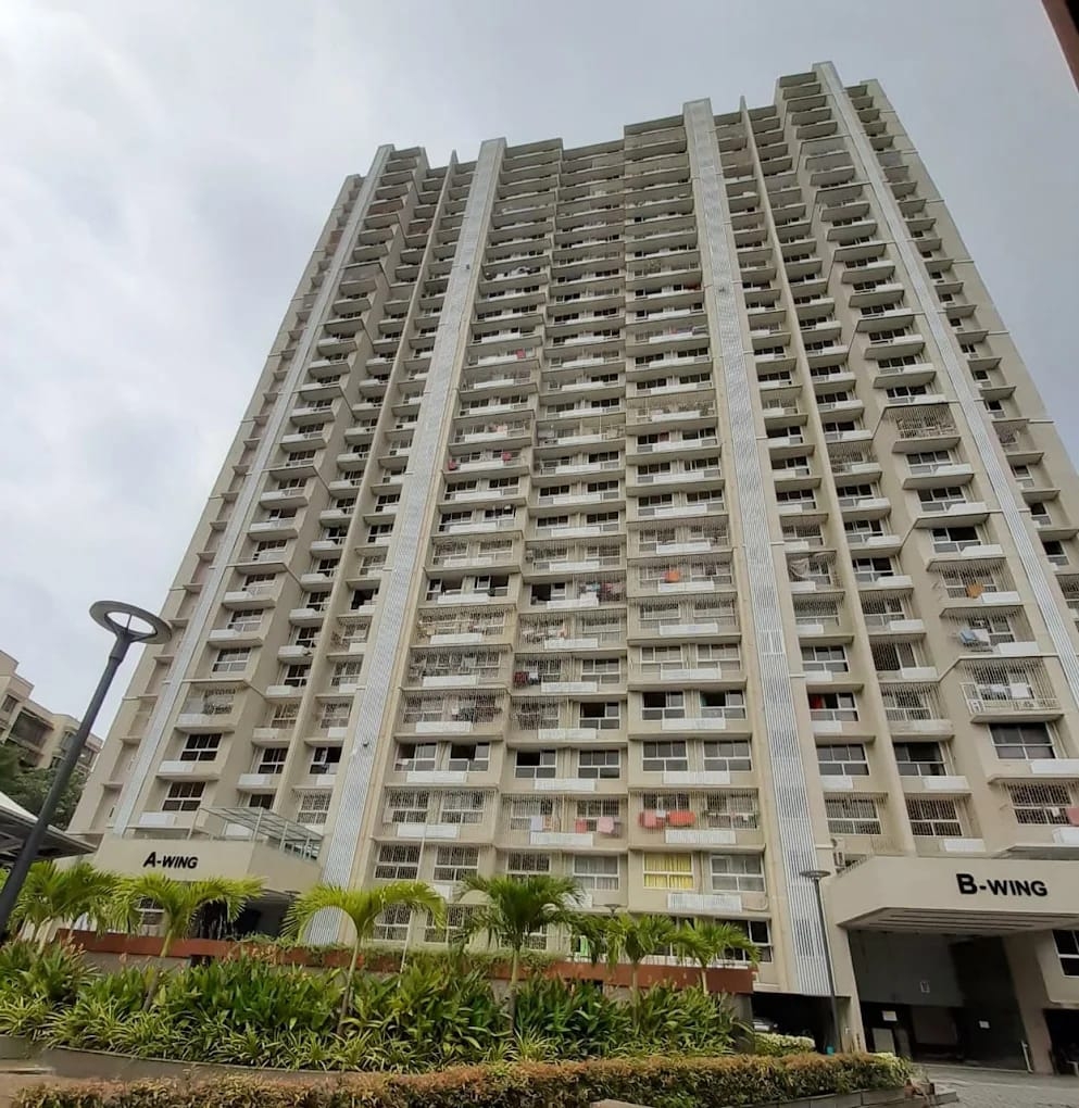 2.5 BHK + Study Room Apartment For Rent in Kandivali East