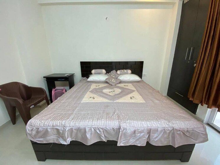Bedroom, gaur-city-2-14th-avenue 2 Bedroom 985 Sq.Ft. Apartment In Sector 16c Greater Noida Greater Noida 9064995
