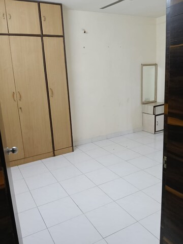 Room in 3 BHK Apartment at Nivedita Terrace, Wanowrie – for Rent