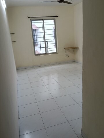 Room in 3 BHK Apartment at Nivedita Terrace, Wanowrie – for Rent