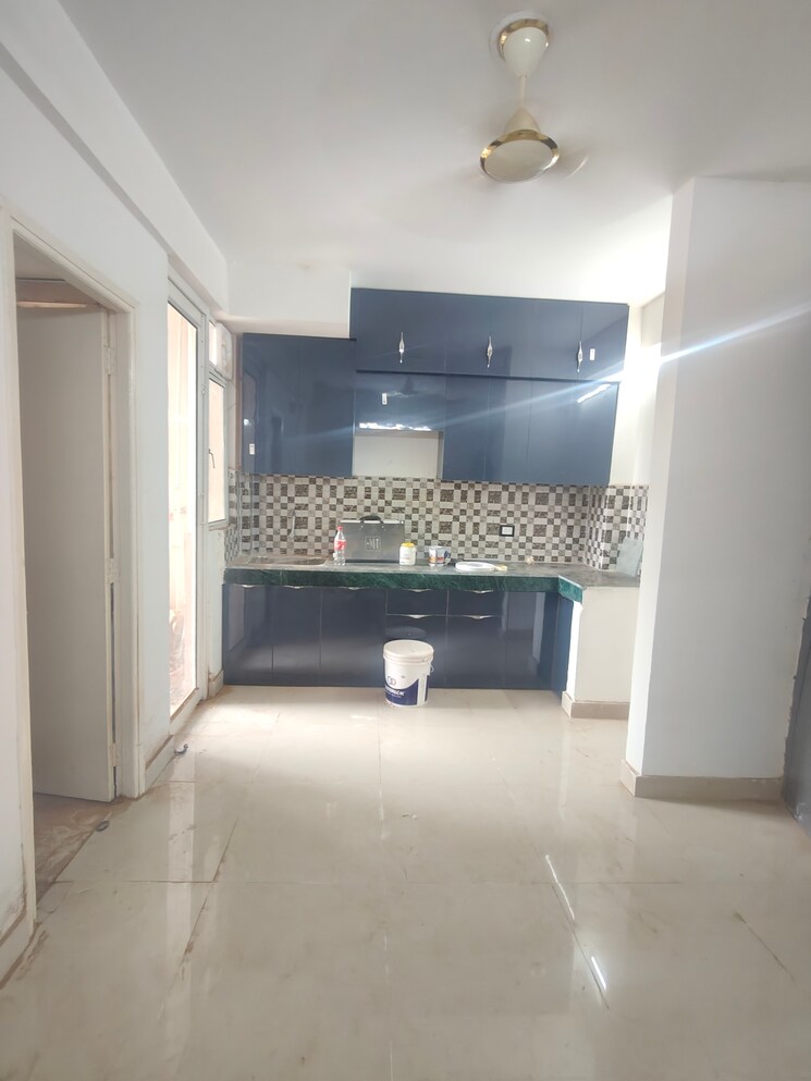 Kitchen, rof-alante 1 Bedroom 409 Sq.Ft. Apartment In Sector 108 Gurgaon 9065027