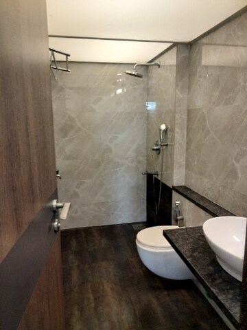 Bathroom in 2.5 BHK Apartment at Evershine Crown, Kandivali East – for Rent