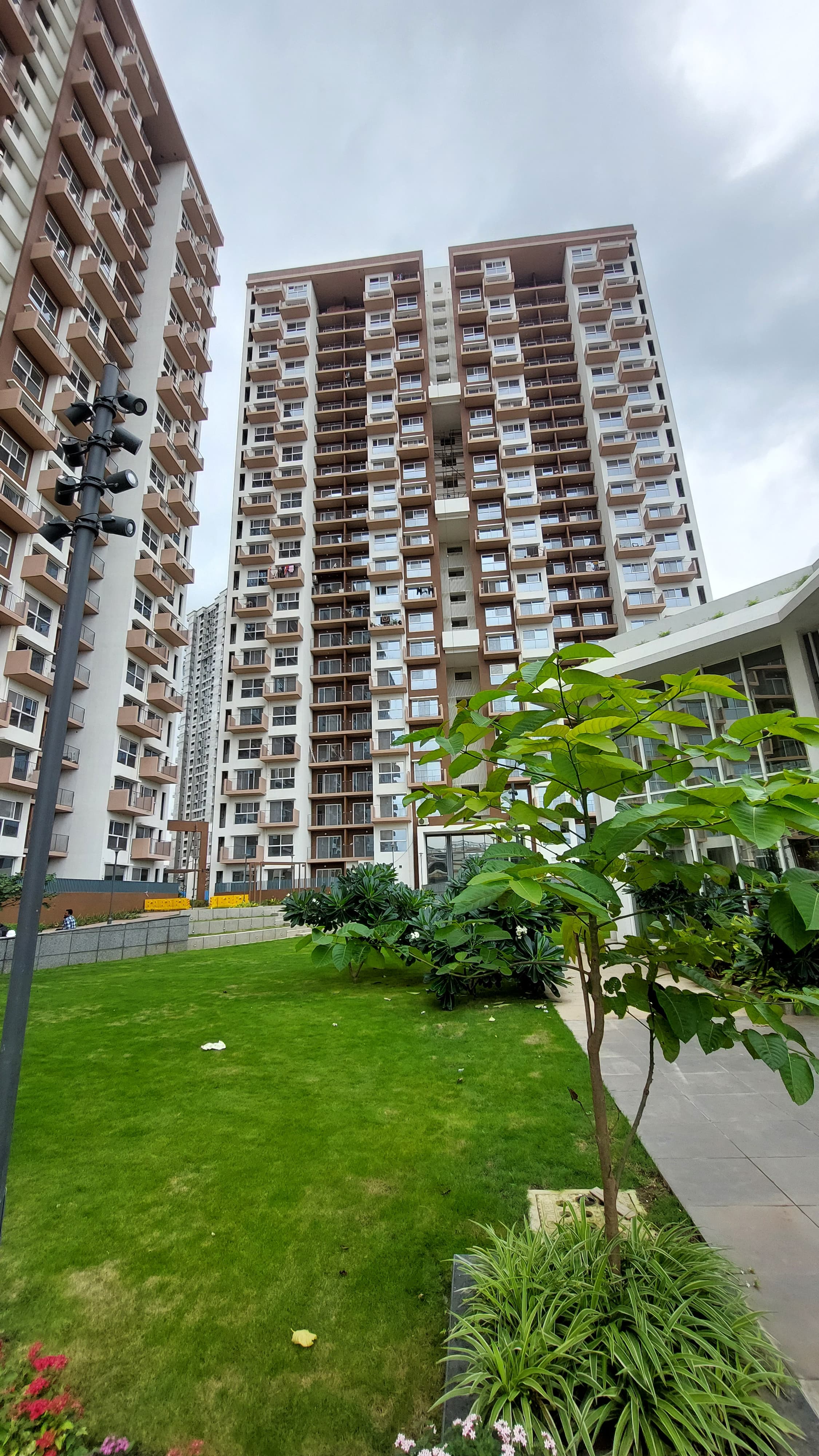 3 BHK + Pooja Room,Servant Room,Study Room,Extra Room Apartment For Sale in Godrej Boulevard Manjri