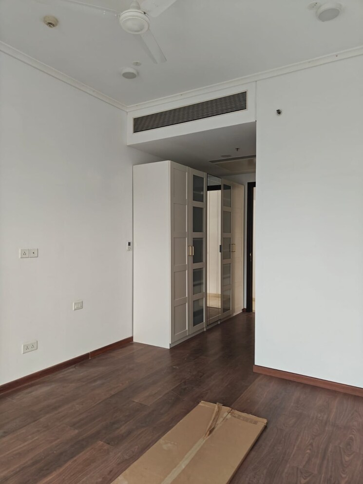 Room, bombay-realty-island-city-center 3 Bedroom 2827 Sq.Ft. Apartment In Wadala Mumbai 9065091