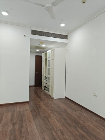 Room in 3 BHK Apartment at Bombay Realty Island City Center, Wadala – for Rent