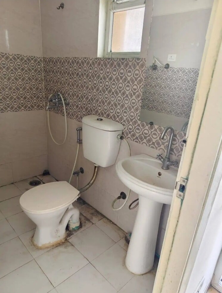 Bathroom, aig-park-avenue 2 Bedroom 1040 Sq.Ft. Apartment In Sector 4 Greater Noida Greater Noida 9065142