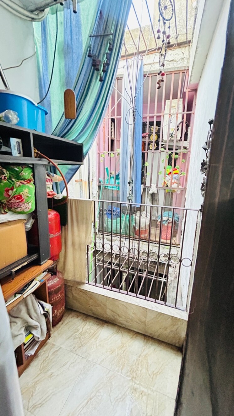 Balcony, new ashok nagar 1 Bedroom 500 Sq.Ft. Builder Floor In New Ashok Nagar Delhi 8932213