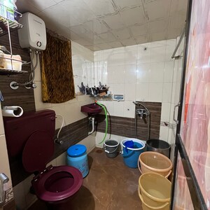 Team Area in 3 BHK Apartment at Rashmi Tanmay, Kanakia Road – for Sale