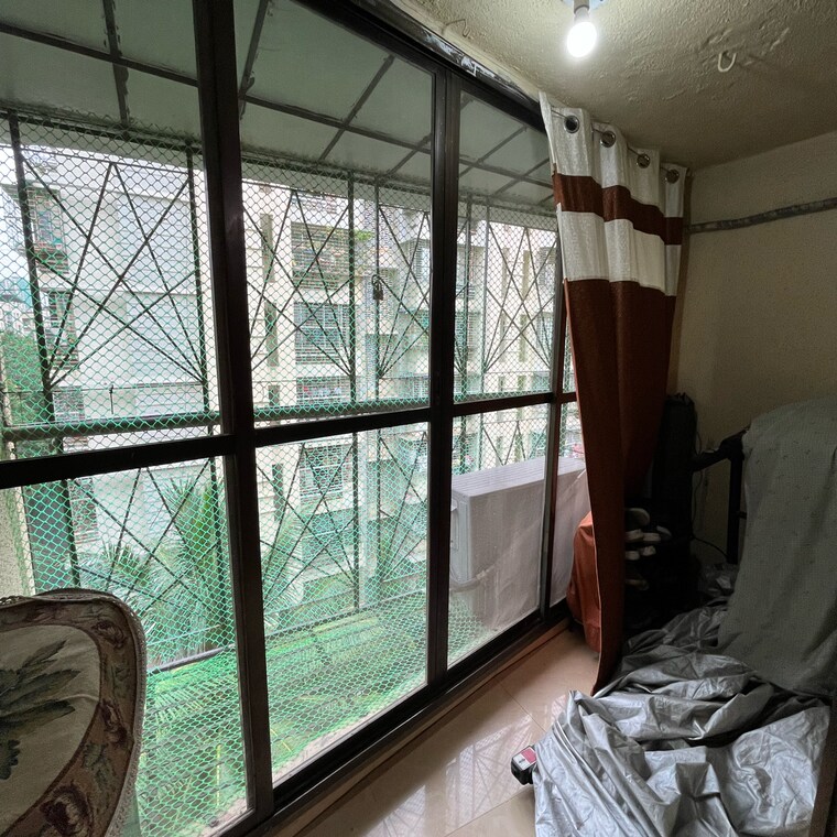 Balcony, rashmi-tanmay 3 Bedroom 1020 Sq.Ft. Apartment In Kanakia Road Thane 9065204