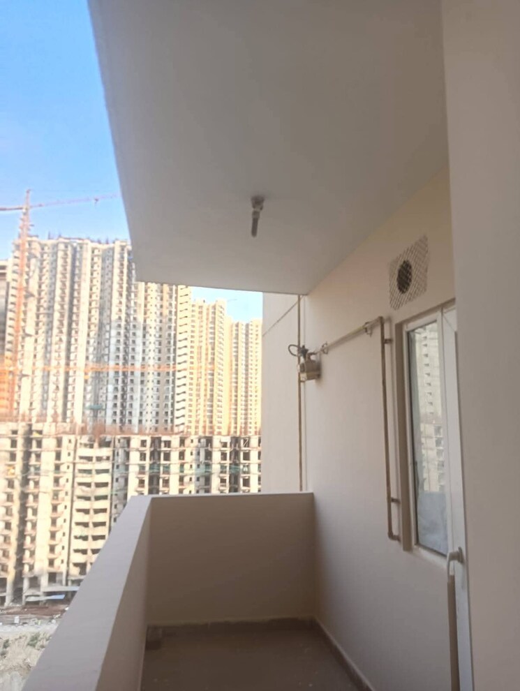 Balcony, gaur-city-2-14th-avenue 2 Bedroom 1040 Sq.Ft. Apartment In Sector 16c Greater Noida Greater Noida 9065195