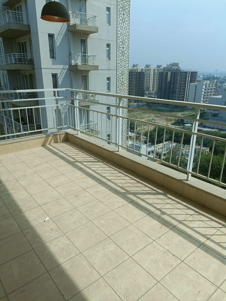 Balcony, puri-diplomatic-greens-phase-i 3.5 Bedroom 2250 Sq.Ft. Apartment In Sector 111 Gurgaon 9064947