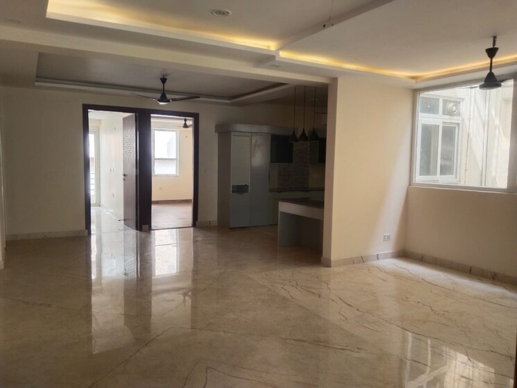 Room, dlf phase i 3 Bedroom 300 Sq.Ft. Builder Floor In Dlf Phase I Gurgaon 9065188