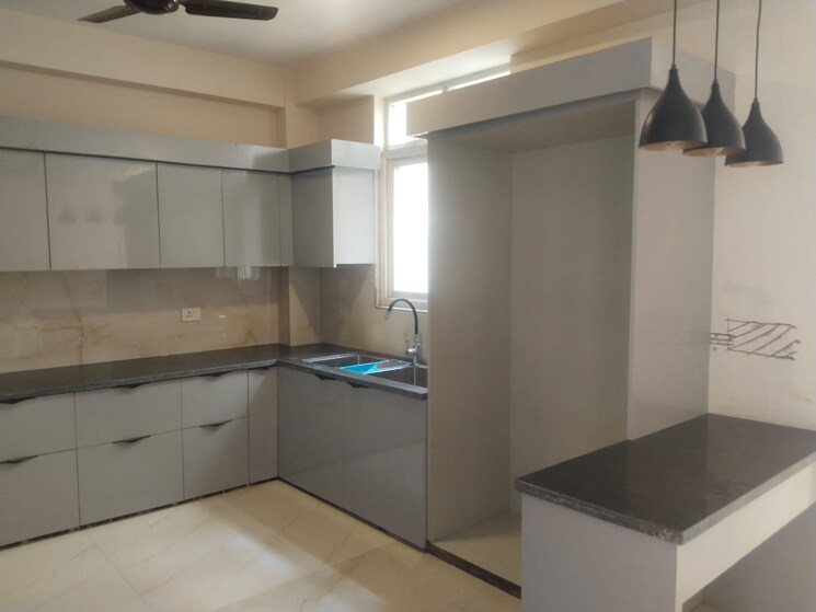 Kitchen, dlf phase i 3 Bedroom 300 Sq.Ft. Builder Floor In Dlf Phase I Gurgaon 9065188