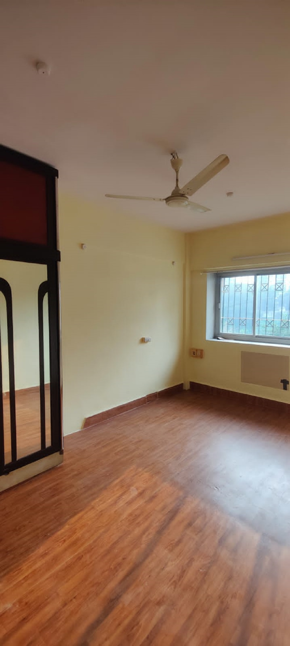 1 BHK + Pooja Room Apartment For Rent in Bandra West