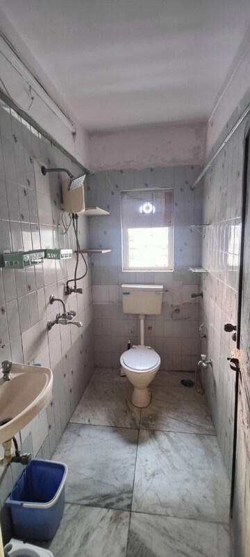 Bathroom in 1 BHK Apartment at Bandra West – for Rent