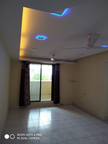 Room in 2 BHK Apartment at Mayfair Eleganza Phase II, Kondhwa – for Rent