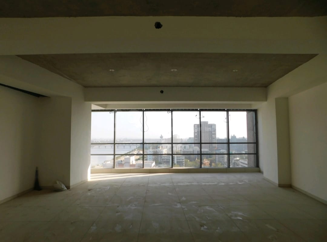 Office Space For Rent in Altimus 