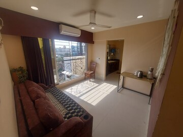Living Room in 1 BHK Apartment at Bandra West – for Rent