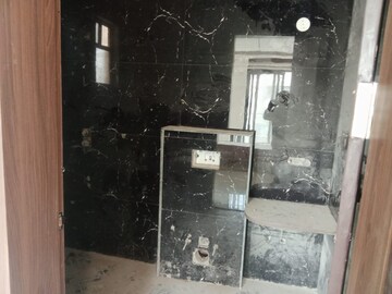  2 BHK Apartment at Raja Park – for Rent