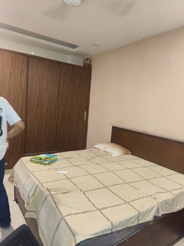 Bedroom in 3 BHK Builder Floor at Vipul World Floors, Sector 48 – for Rent