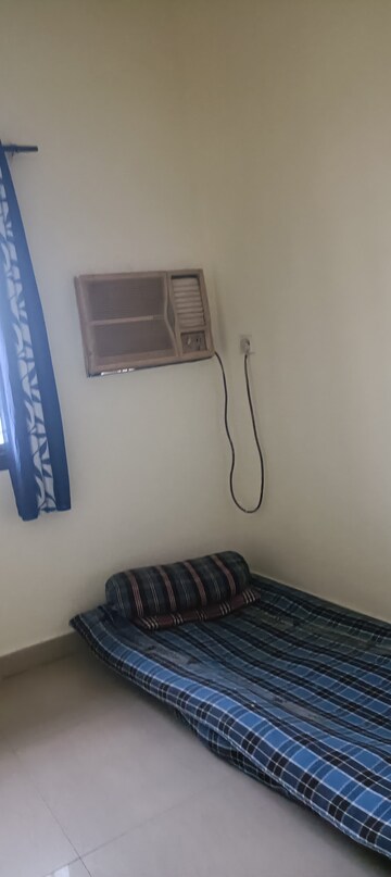 Furnished Amenities in 2 BHK Builder Floor at Sector 21a – for Rent