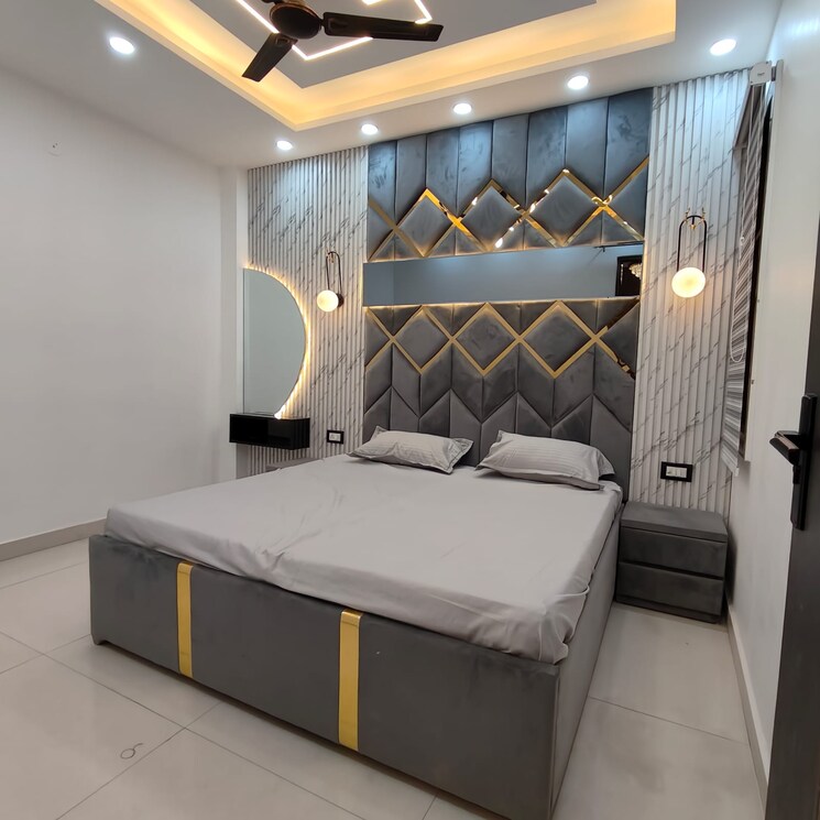 Bedroom, dwarka mor 3 Bedroom 100 Sq.Yd. Apartment In Dwarka Mor Delhi 9065226