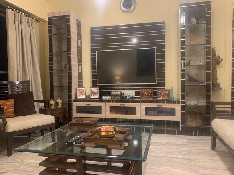 Gym, khar west 3 Bedroom 1200 Sq.Ft. Apartment In Khar West Mumbai 9065244