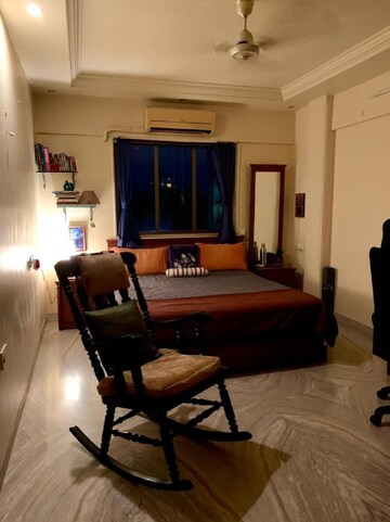 Living Room in 3 BHK Apartment at Khar West – for Rent