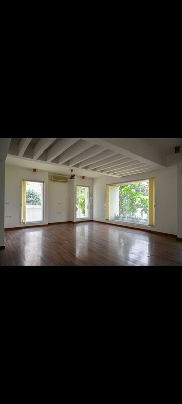 Room in 5 BHK Apartment at Prestige Laughing Waters, Whitefield – for Rent