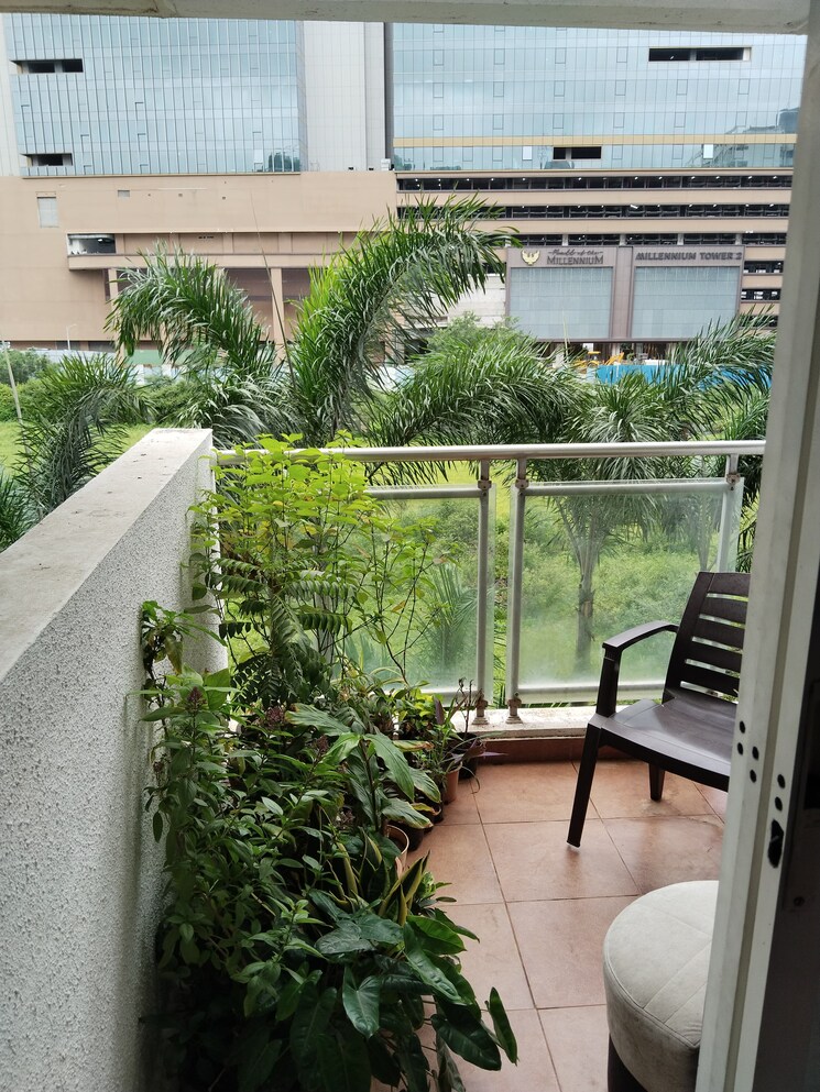 Balcony, pristine-prolife-1 2 Bedroom 890 Sq.Ft. Apartment In Wakad Pune 9065285