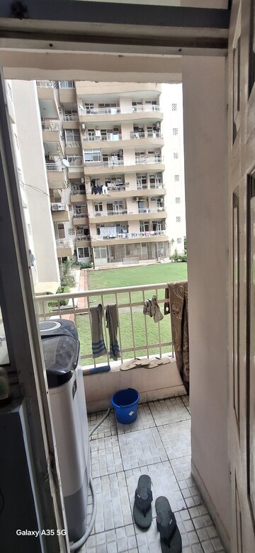Master Plan in 2 BHK Apartment at Supertech Cape Town, Sector 74 – for Rent