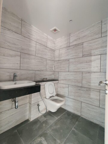 Bathroom in 4 BHK Apartment at Rustomjee Crown, Prabhadevi – for Rent