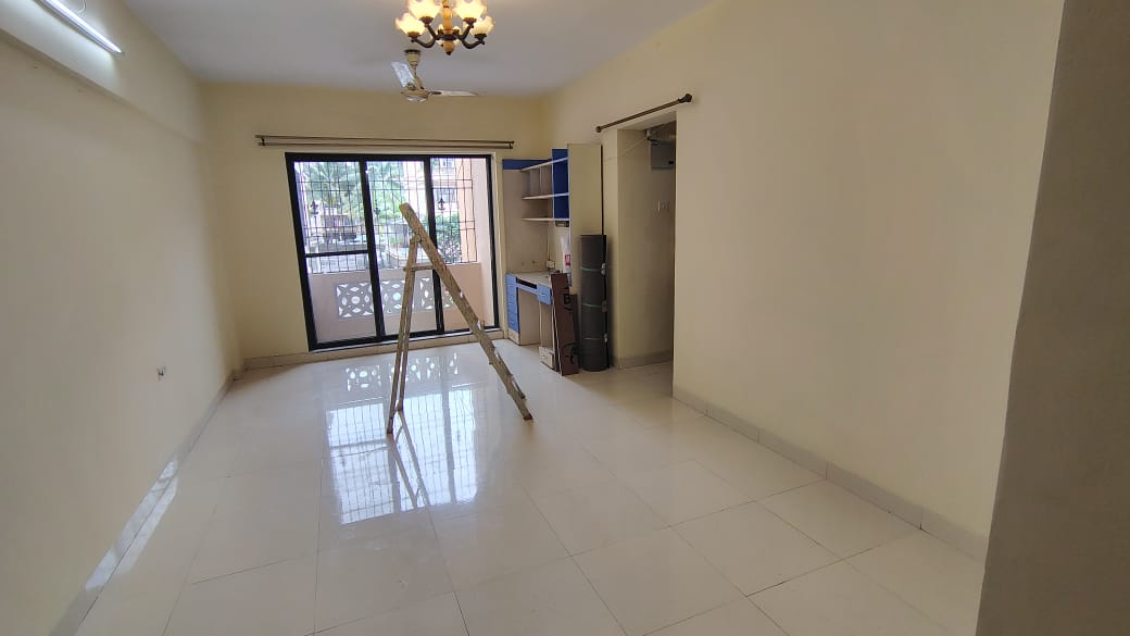 2 BHK + Extra Room 1130 Sq.Ft. Apartment in Adhiraj Gardens