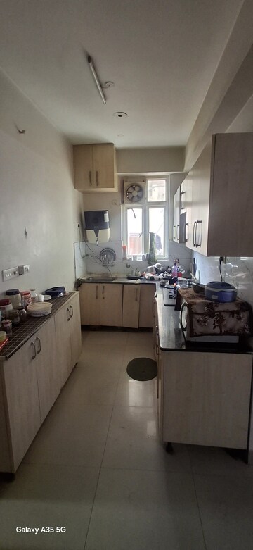 Team Area in 3 BHK Apartment at Supertech Cape Town, Sector 74 – for Rent