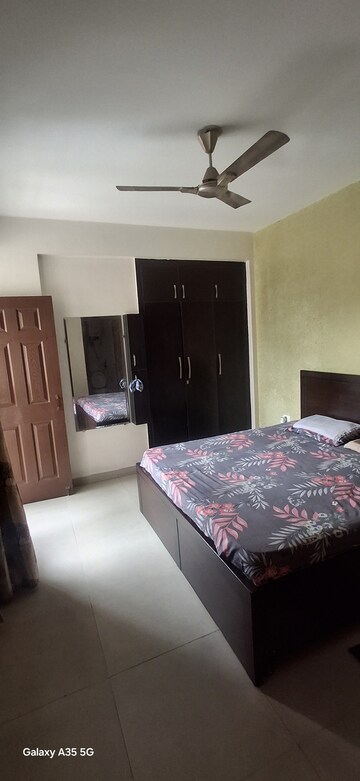 Furnished Amenities in 3 BHK Apartment at Supertech Cape Town, Sector 74 – for Rent