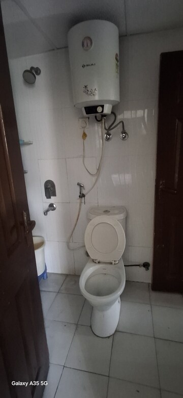 Bathroom in 3 BHK Apartment at Supertech Cape Town, Sector 74 – for Rent