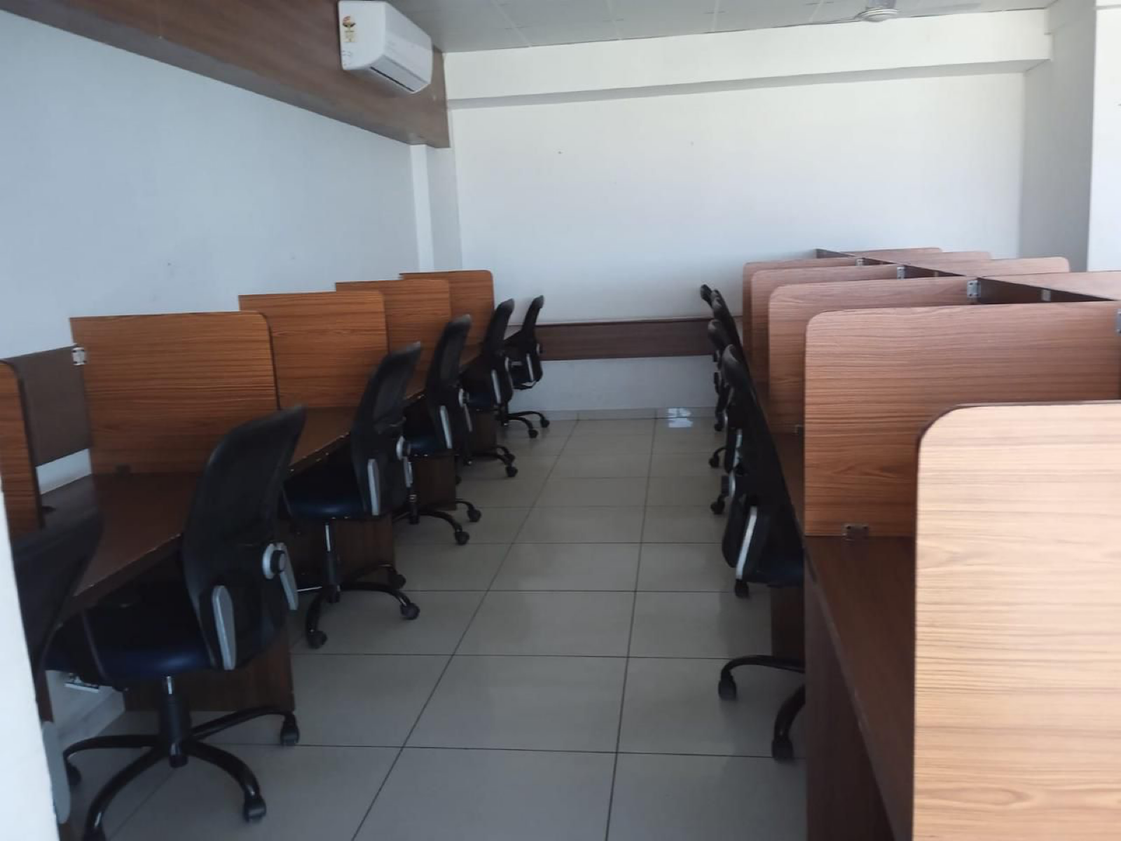 Office Space in IT/SEZ For Rent in Science City