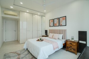 Bedroom in 3 BHK Apartment at Oberoi Realty Exquisite, Goregaon East – for Sale