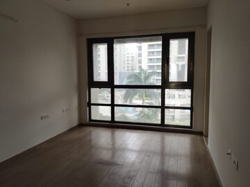 Room in 4 BHK Apartment at Panchshil One North, Magarpatta City – for Sale