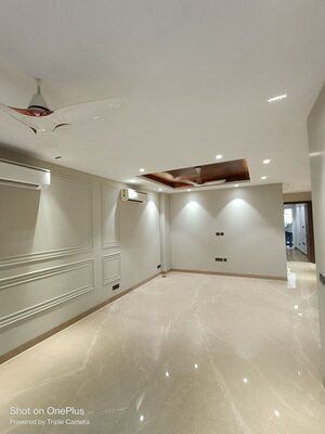 Bathroom in 3 BHK Builder Floor at Ansal Sushant Lok I, Sector 43 – for Sale