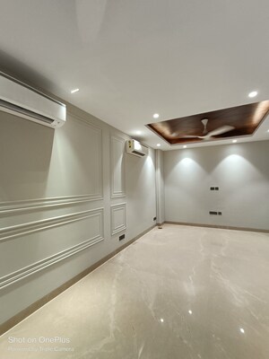 Furnished Amenities in 3 BHK Builder Floor at Ansal Sushant Lok I, Sector 43 – for Sale