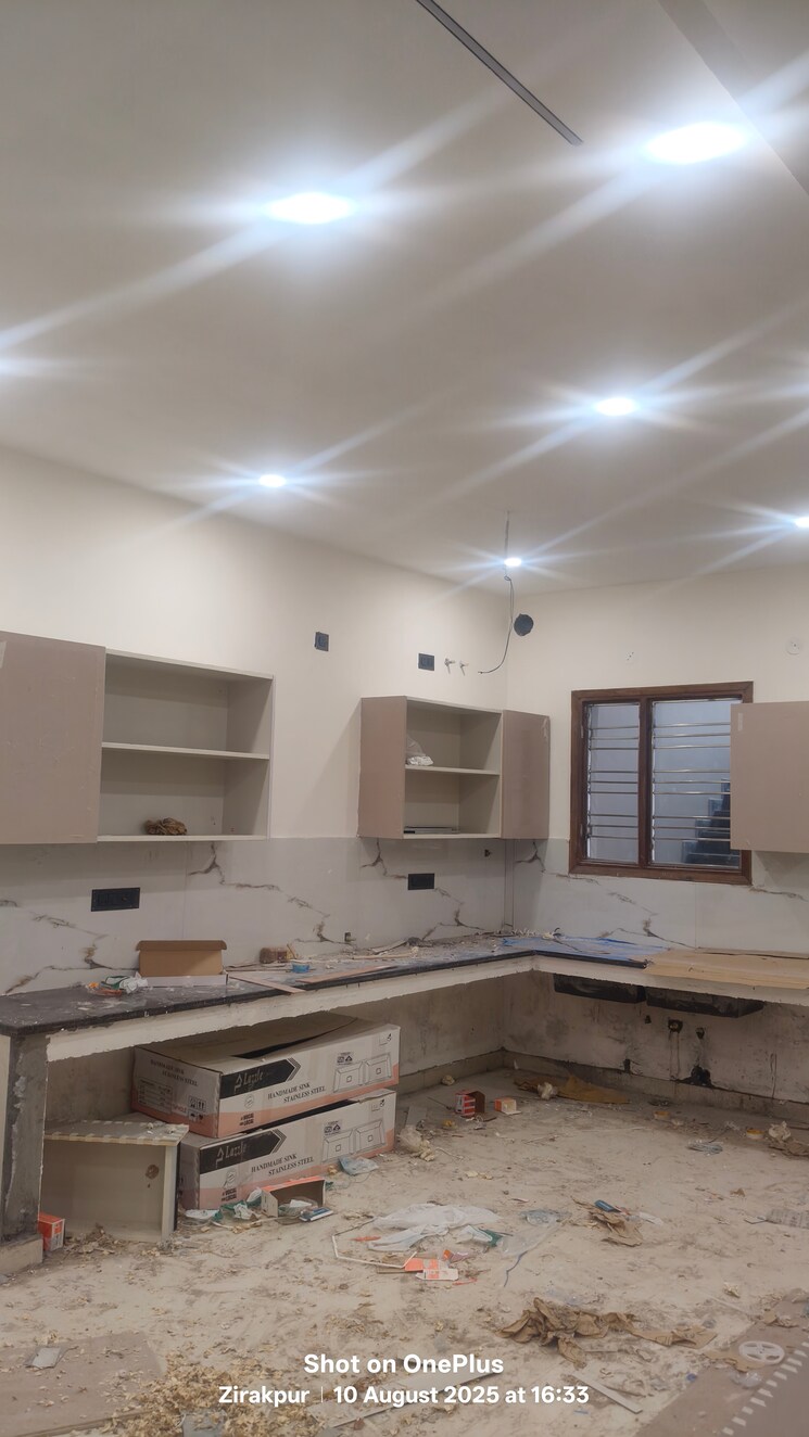 Kitchen, dhakoli 6 Bedroom 213 Sq.Yd. Independent House In Dhakoli Zirakpur 9065623