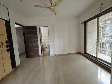 Bedroom in 3 BHK Apartment at Emerald Building, Chembur – for Rent