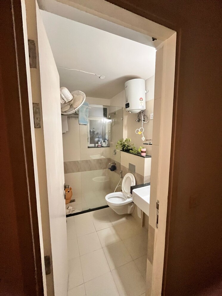 Bathroom, m3m-marina 2 Bedroom 1330 Sq.Ft. Apartment In Sector 68 Gurgaon 9065673