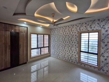 Room in 3 BHK Apartment at DTC Southern Heights, Joka – for Rent
