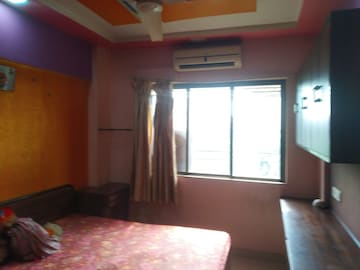 Bedroom in 2 BHK Apartment at Anand Heights, Wadala – for Rent